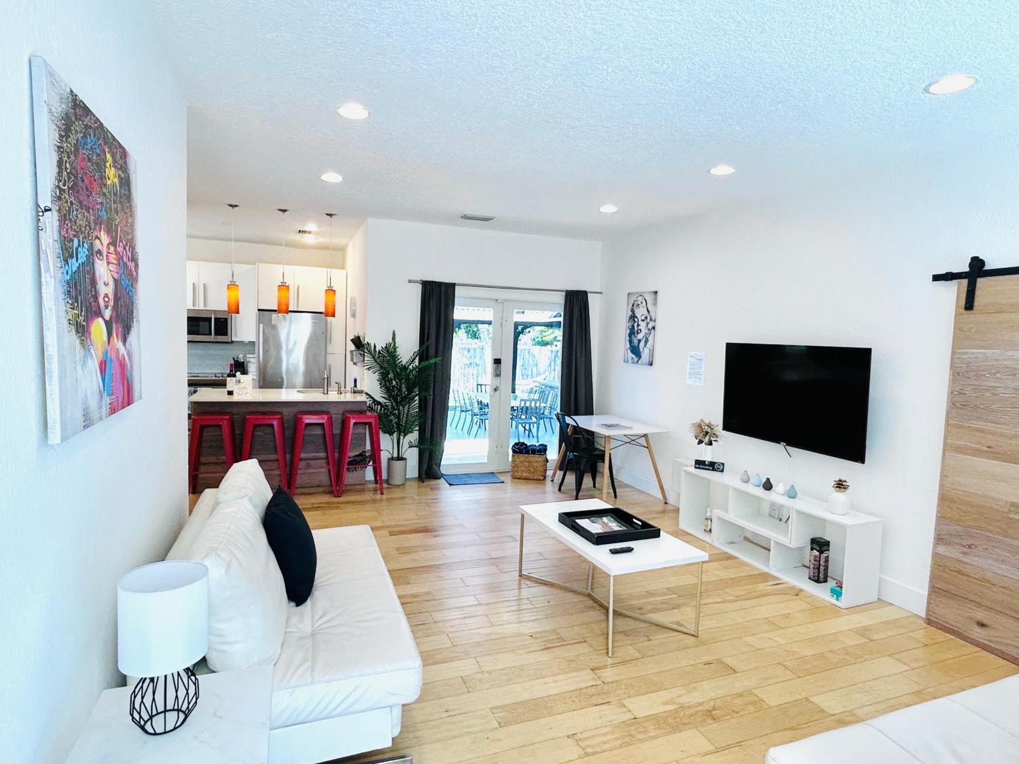 Сasa de vacaciones Tropical Paradise 3br Oasis With Heated Pool And Summer Kitchen *